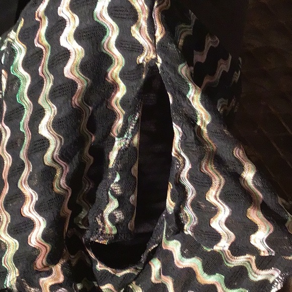 City Triangles midi dress elastic waistline black iridescent wave patter… - Picture 2 of 6